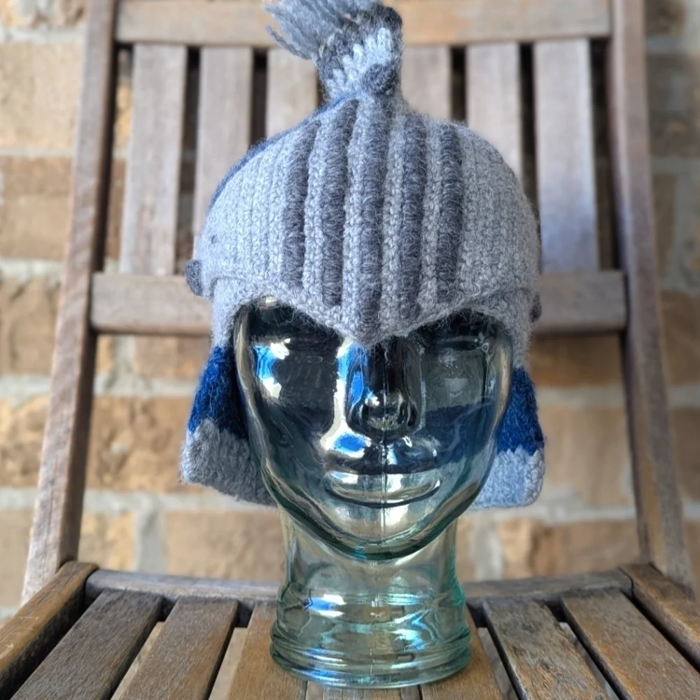 Garnet Hill Knit Character Novelty Hat Kids Gray Blue Mohawk